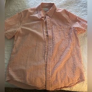 Men’s free assembly seer sucker button down shirt